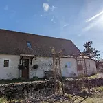 Bed & Breakfast Le Pardes 3*